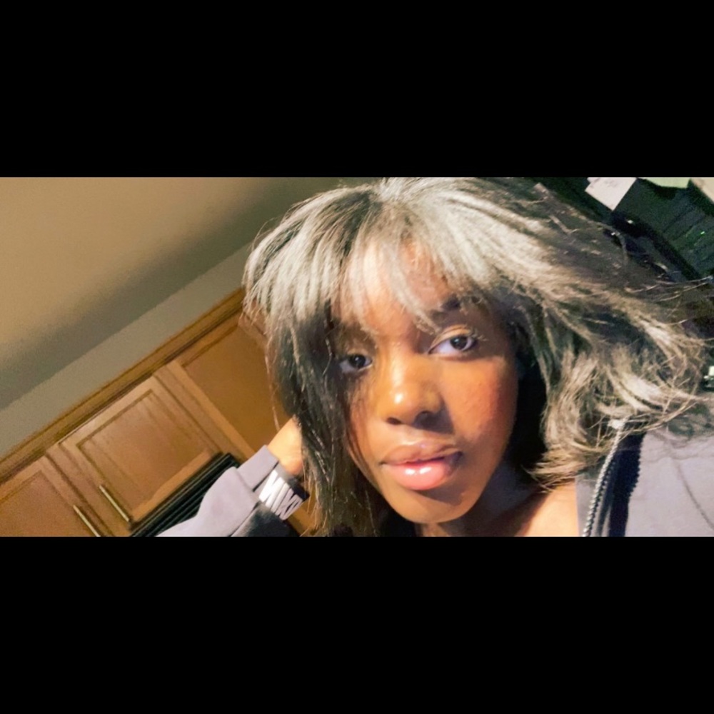 Meet your Posher, Maddie